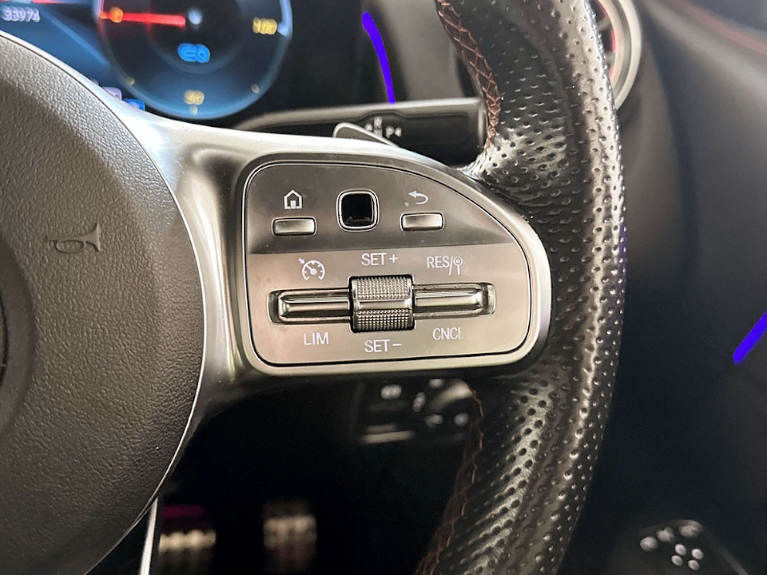 Used Mercedes-Benz EQB 2023 for sale - 77452425: Photo 19