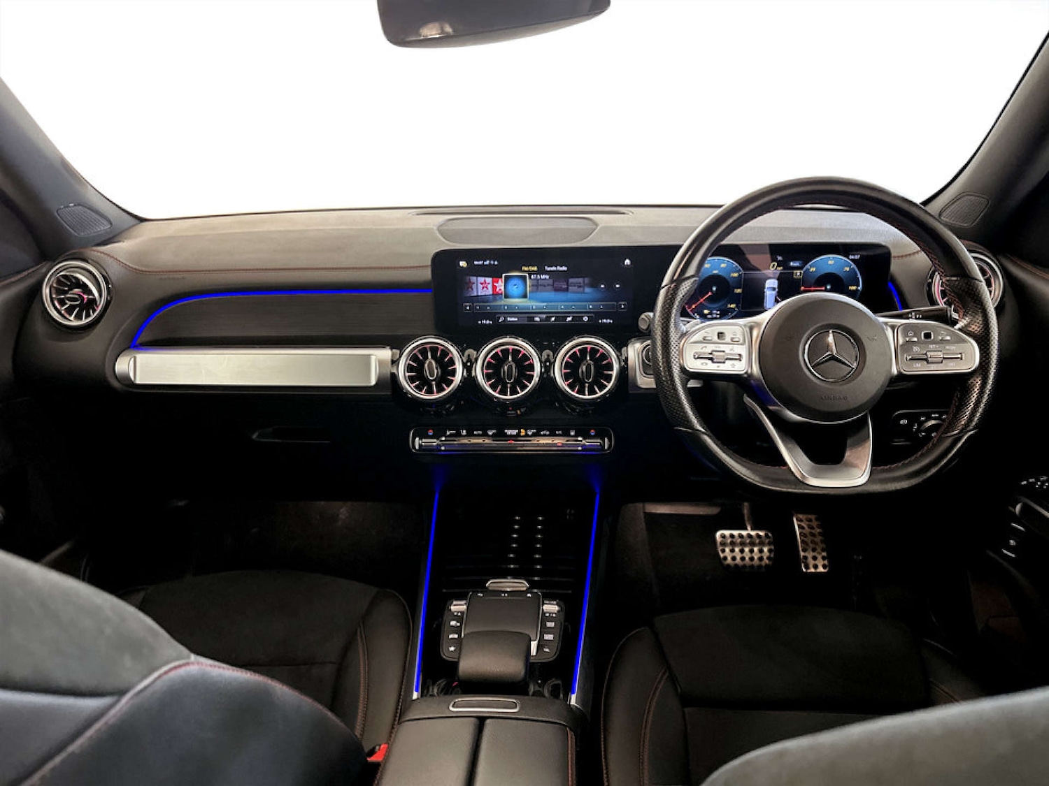 Used Mercedes-Benz EQB 2023 for sale - 77452425: Photo 3