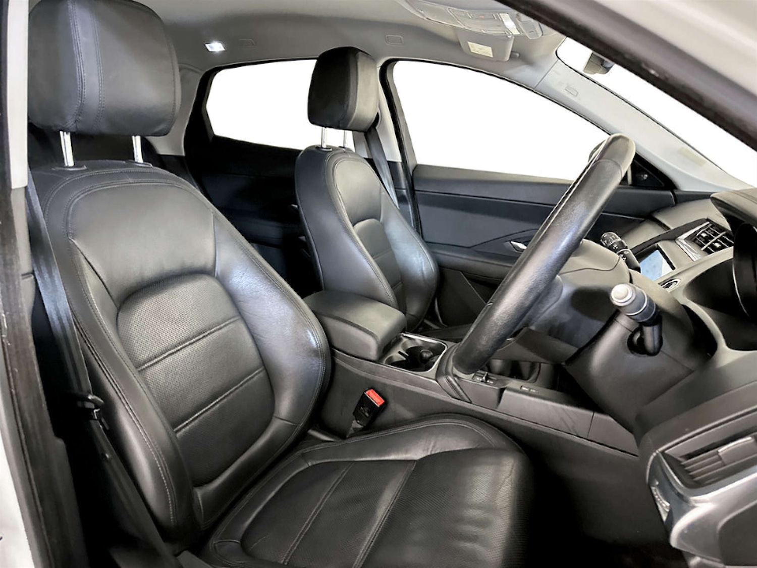 Used Jaguar E-Pace 2020 for sale - 77185836: Photo 13