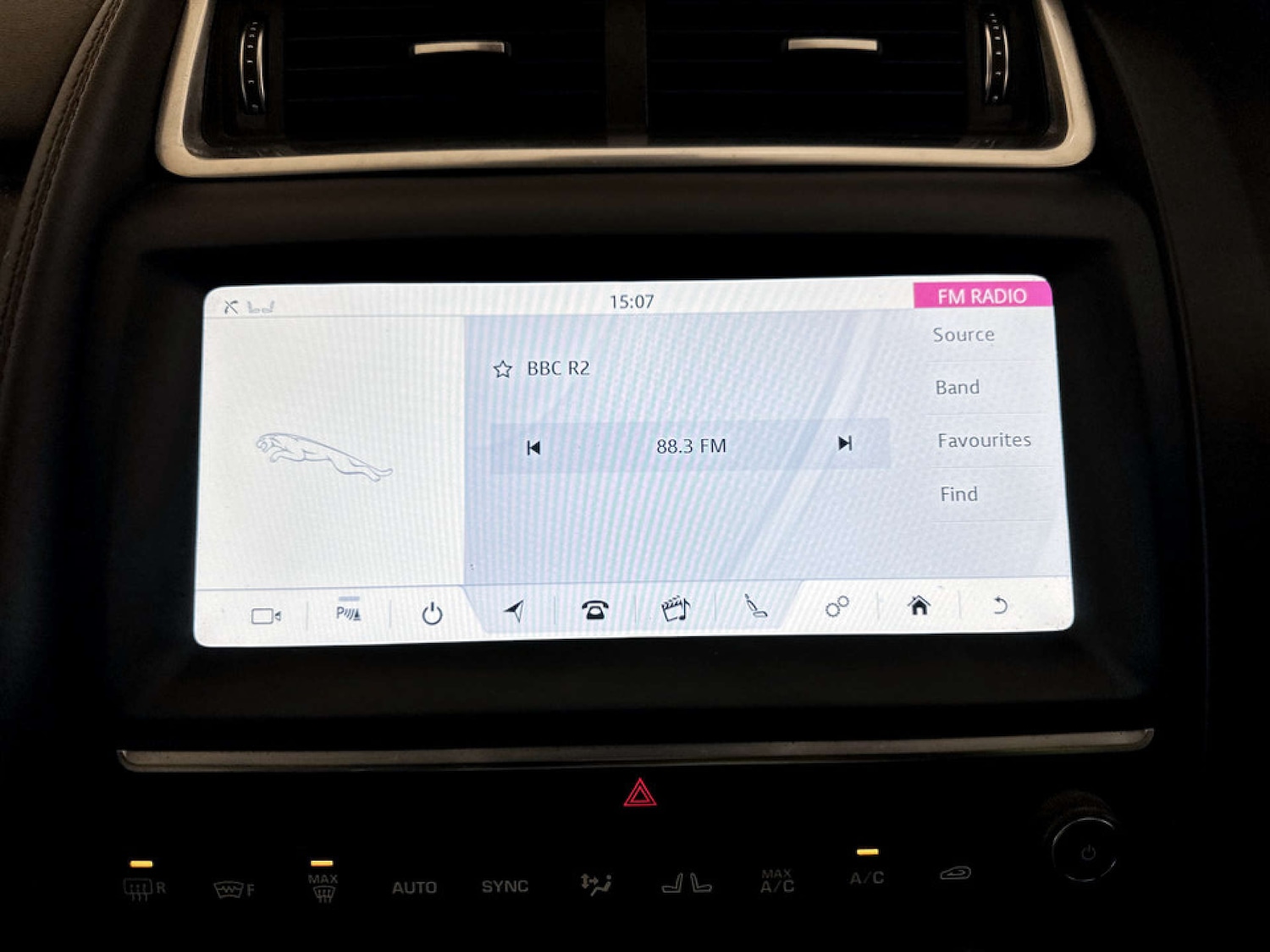 Used Jaguar E-Pace 2020 for sale - 77185836: Photo 21