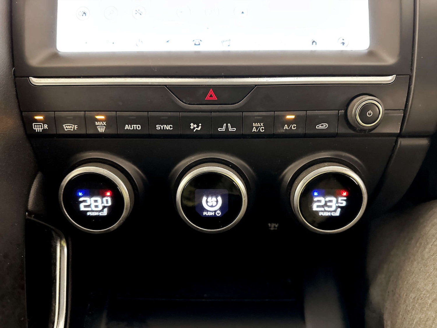 Used Jaguar E-Pace 2020 for sale - 77185836: Photo 26