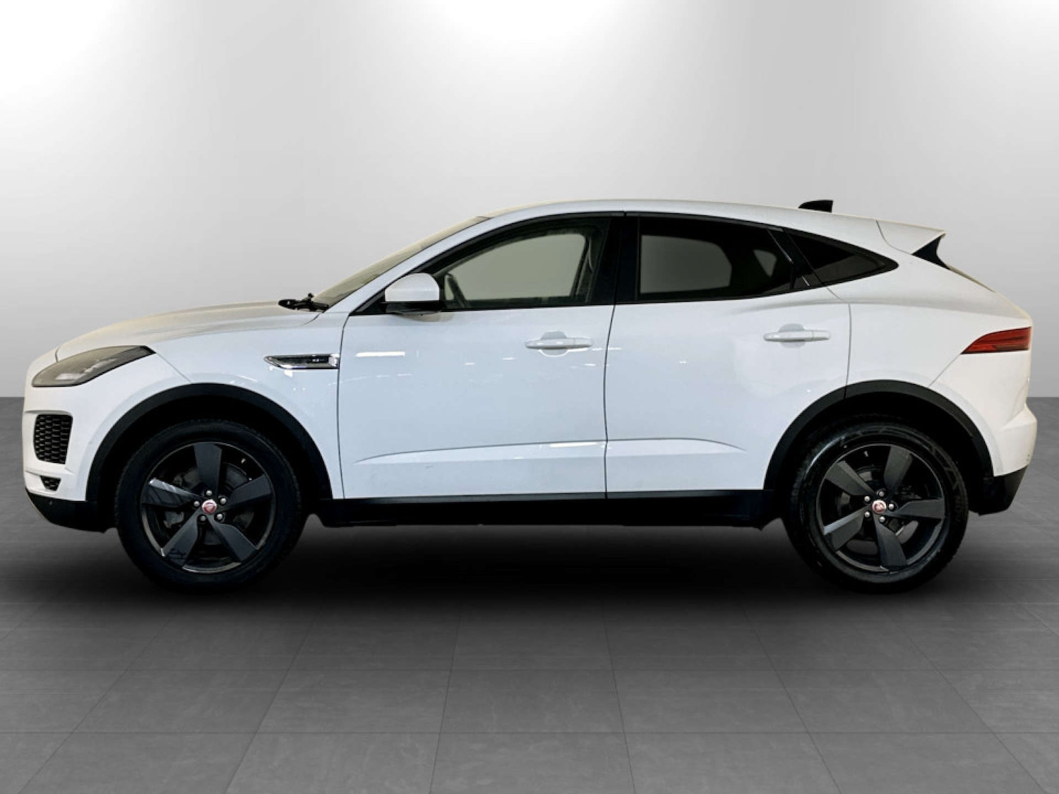 Used Jaguar E-Pace 2020 for sale - 77185836: Photo 7