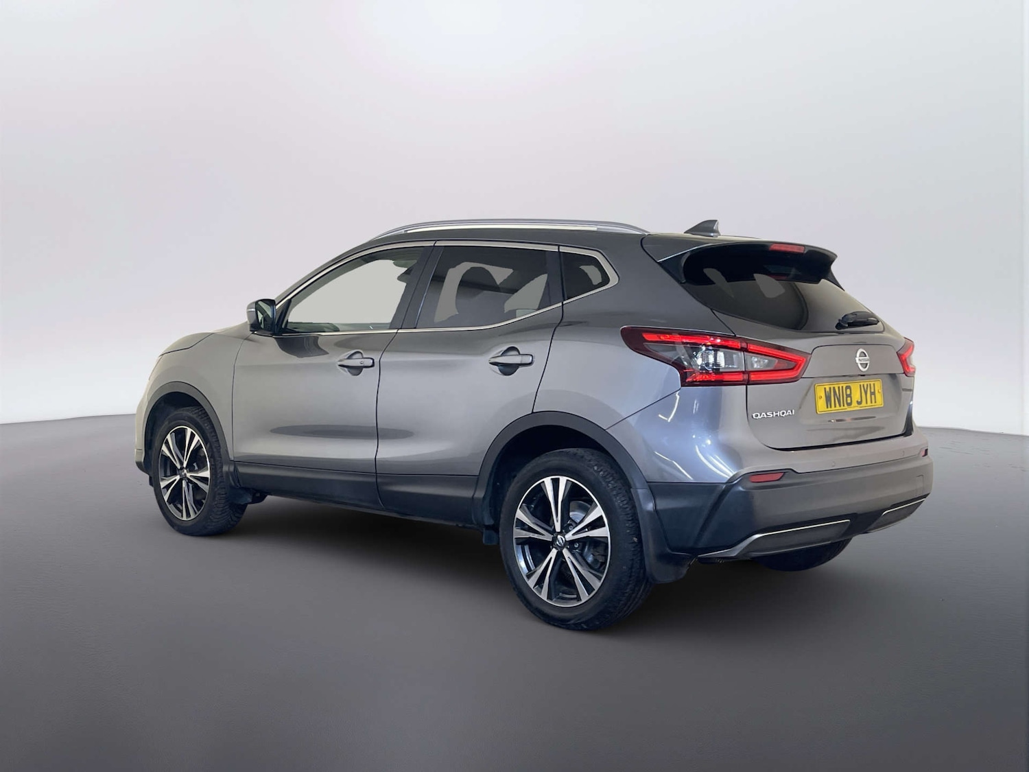 Used Nissan Qashqai 2018 for sale - 77950422: Photo 8