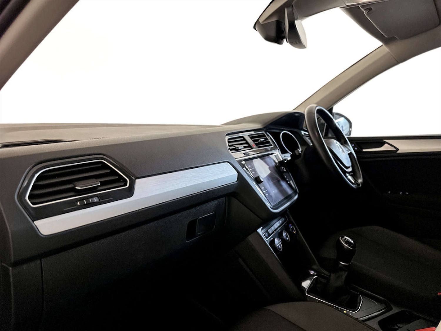 Used Volkswagen Tiguan 2019 for sale - 77449527: Photo 11