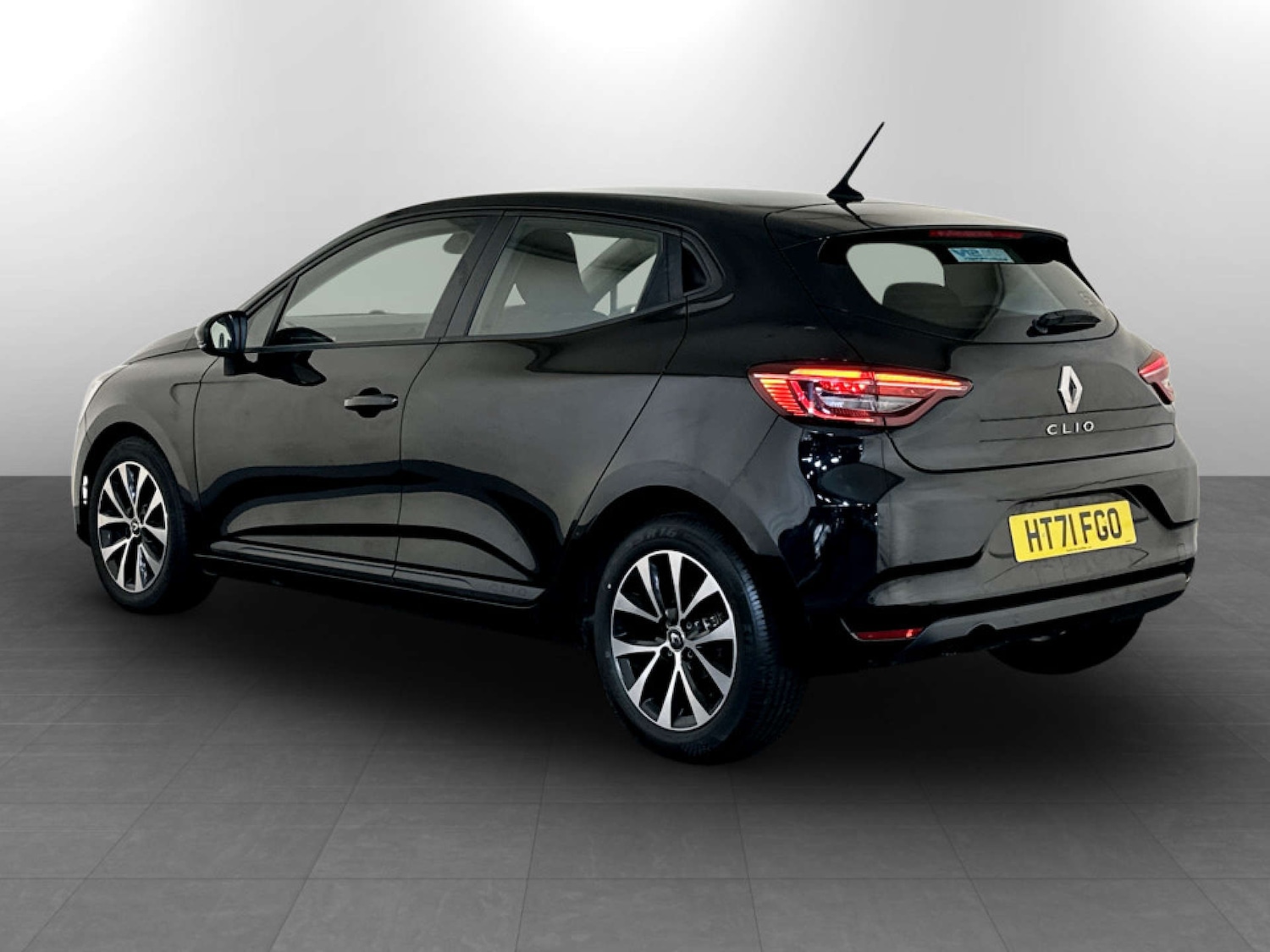 Used Renault Clio 2022 for sale - 77185865: Photo 8