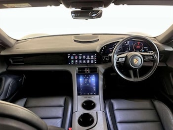 Used Porsche Taycan 2020 for sale - 76825931: Photo