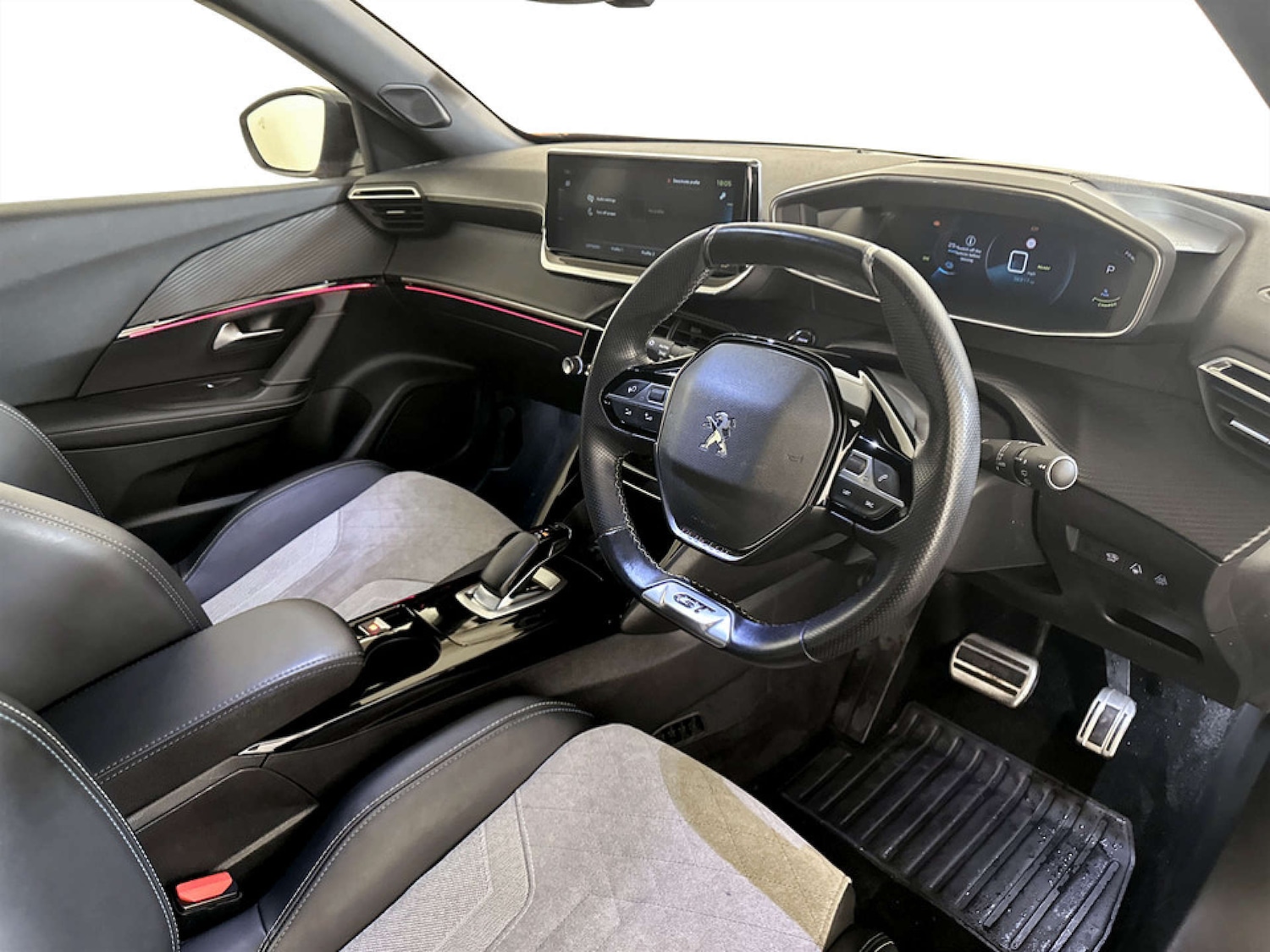 Used Peugeot 2008 2021 for sale - 77720517: Photo 15