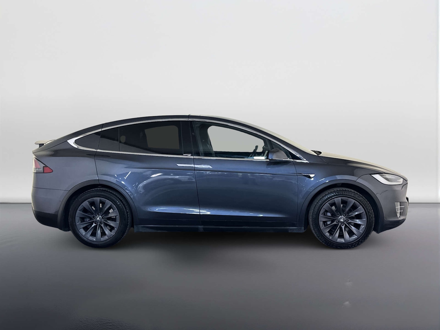 Used Tesla Model X 2018 for sale - 78179654: Photo 11