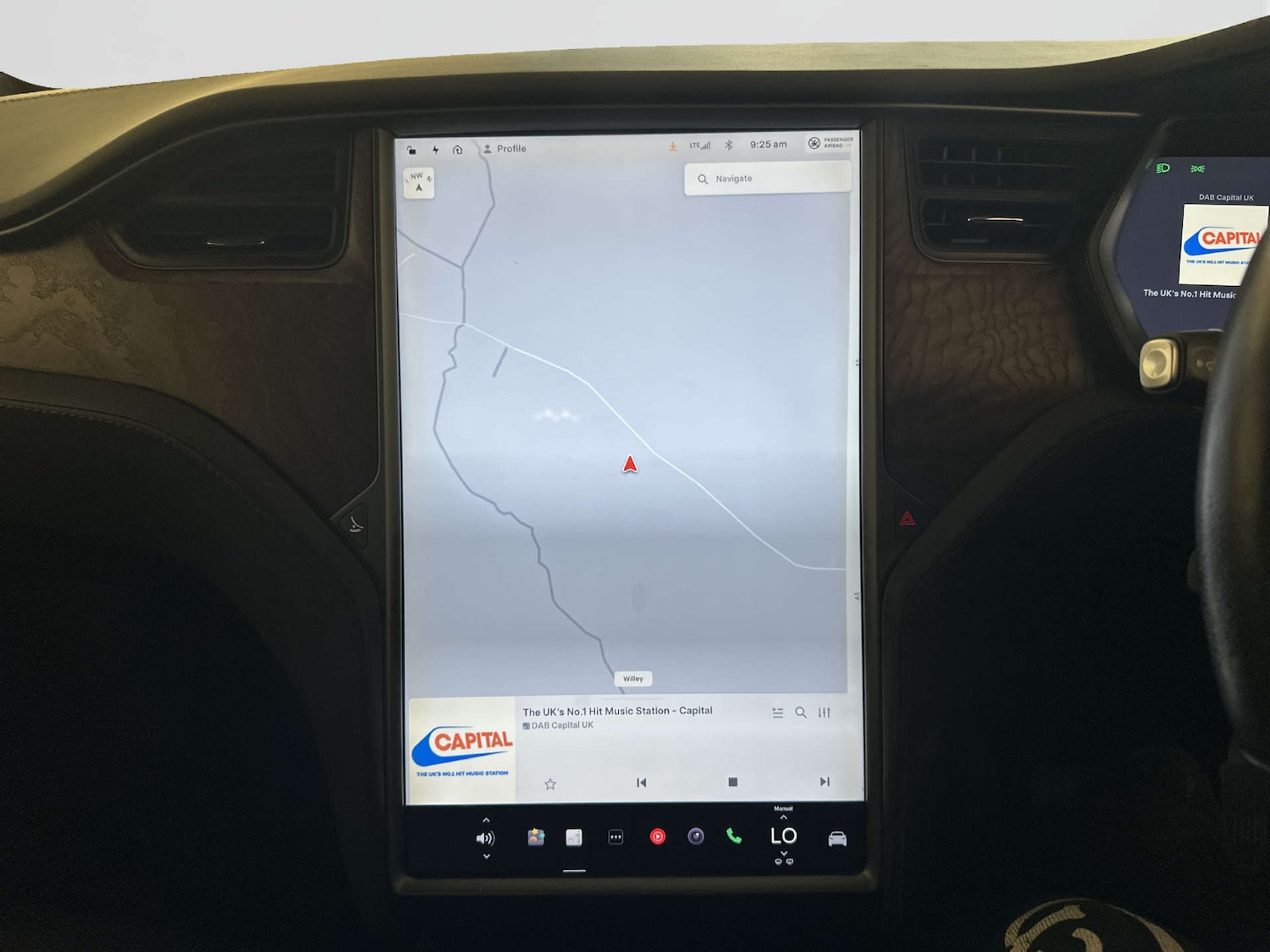 Used Tesla Model X 2018 for sale - 78179654: Photo 22