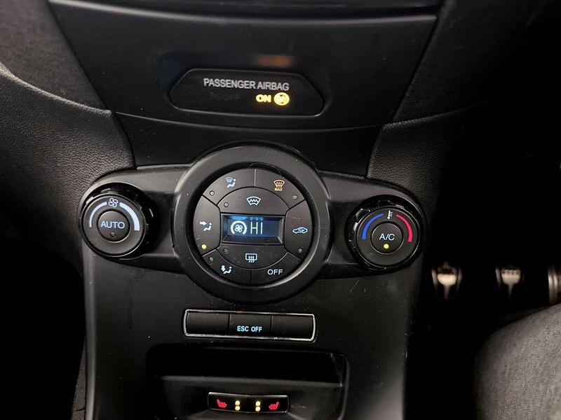 Used Ford Fiesta 2016 for sale - 76710163: Photo 25