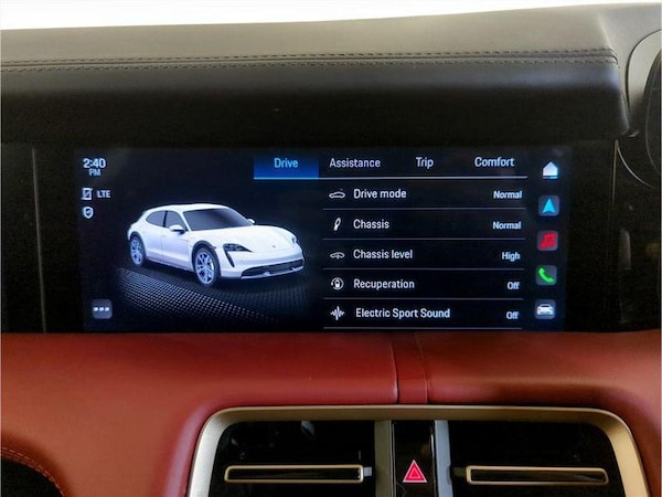 Used Porsche Taycan 2022 for sale - 75712603: Photo 30