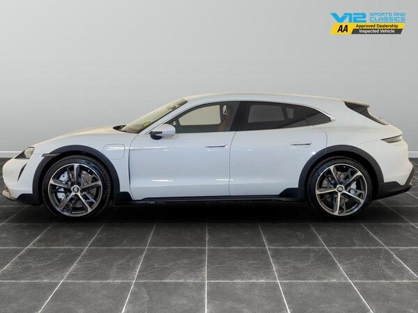 Used Porsche Taycan 2022 for sale - 75712603: Photo 7