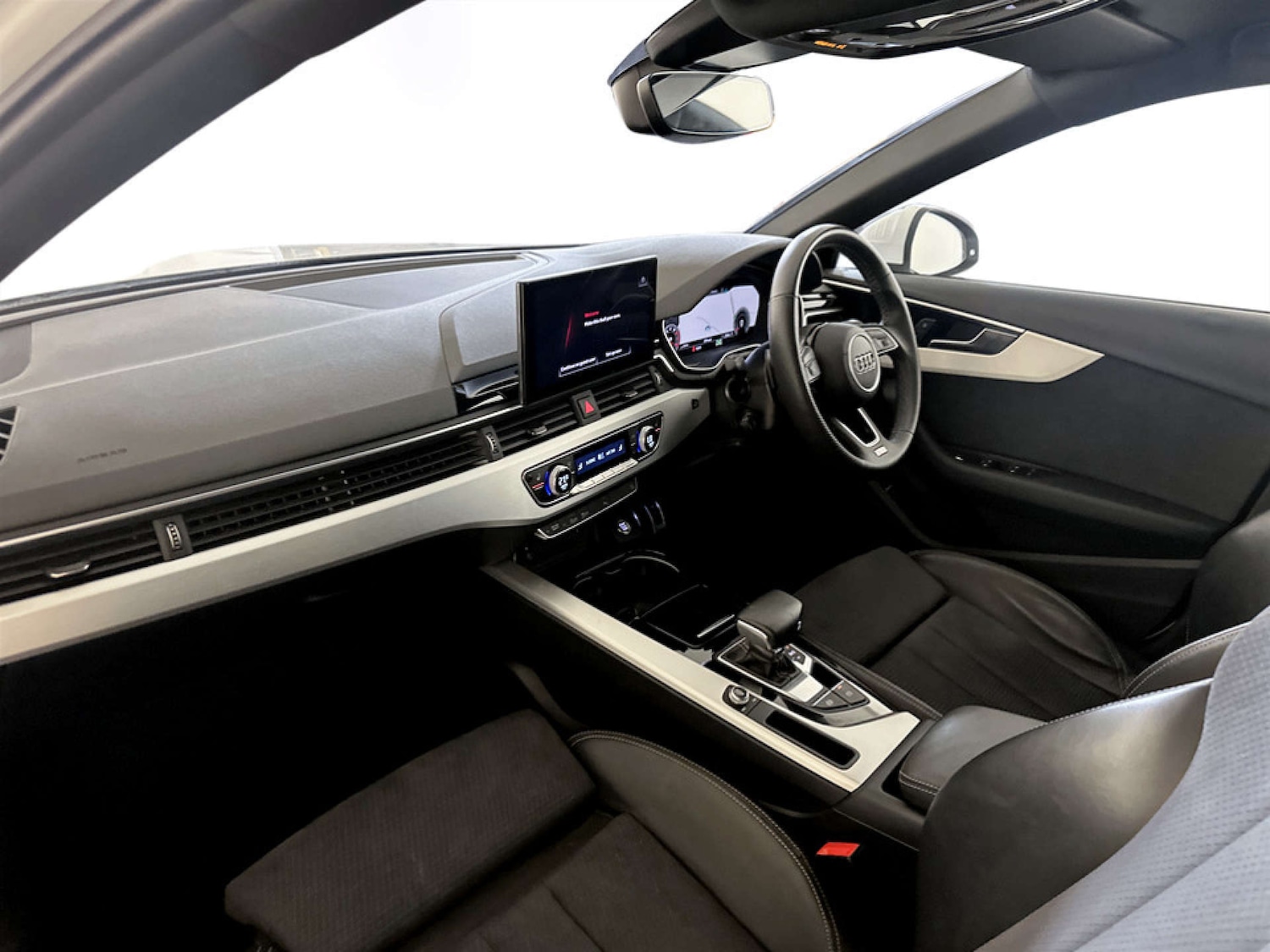 Used Audi A4 2022 for sale - 77186098: Photo 12