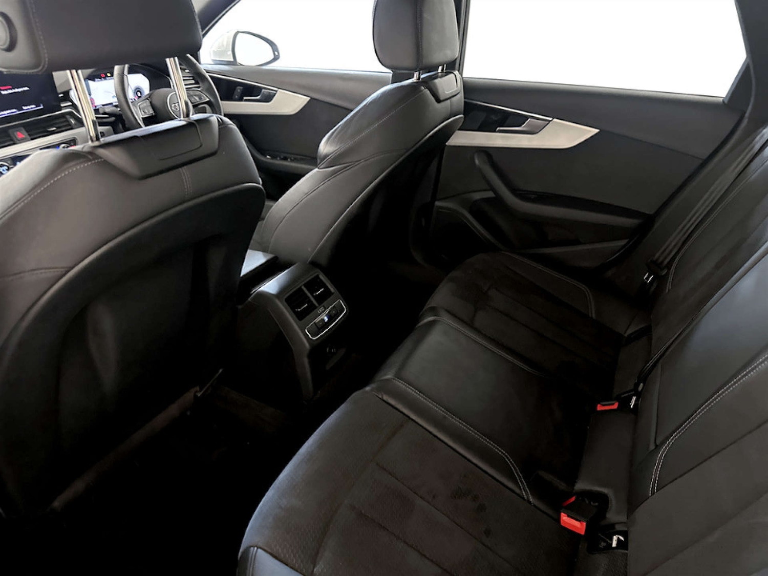 Used Audi A4 2022 for sale - 77186098: Photo 14