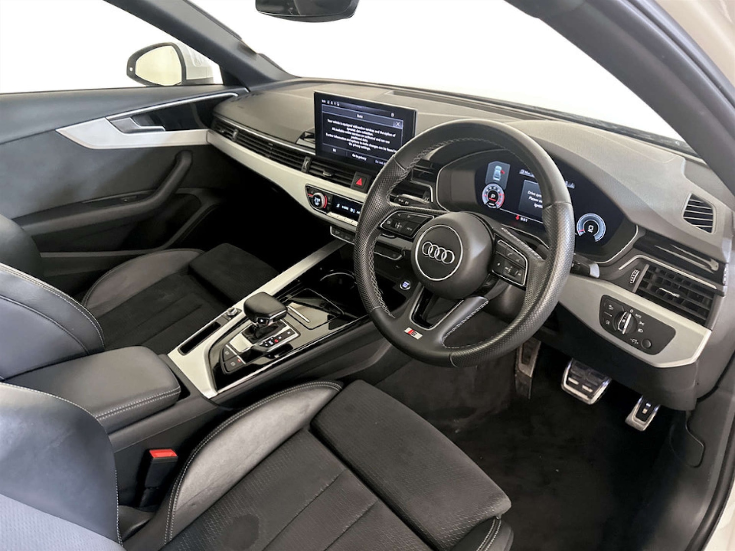 Used Audi A4 2022 for sale - 77186098: Photo 16