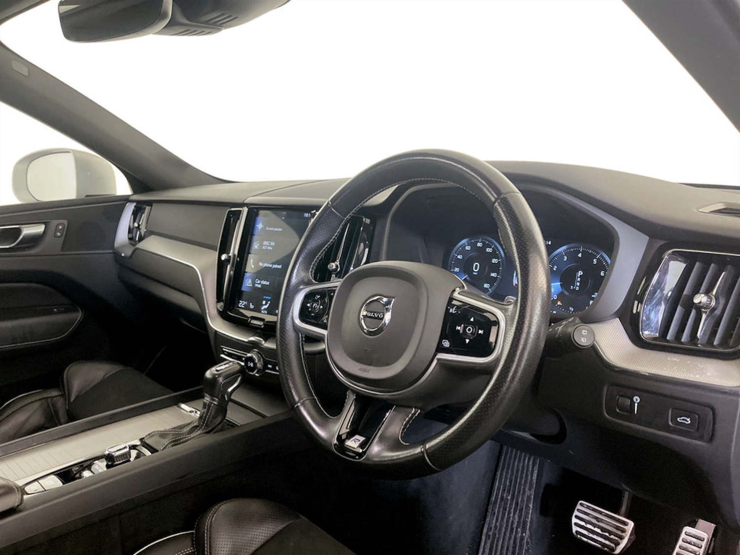 Used Volvo XC60 2018 for sale - 77186069: Photo 16