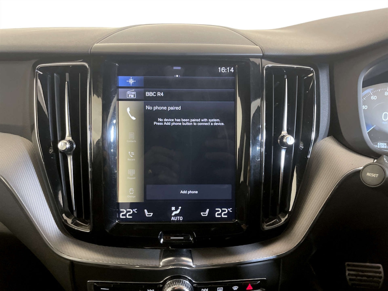 Used Volvo XC60 2018 for sale - 77186069: Photo 23