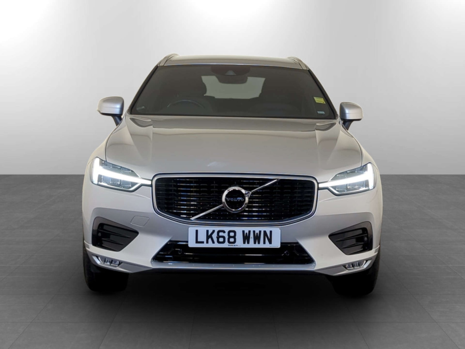 Used Volvo XC60 2018 for sale - 77186069: Photo 5