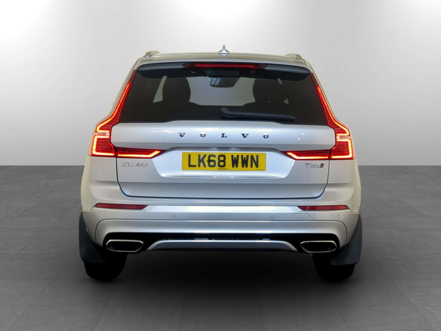 Used Volvo XC60 2018 for sale - 77186069: Photo 9