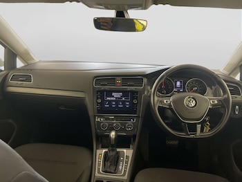 Used Volkswagen Golf 2019 for sale - 78555249: Photo