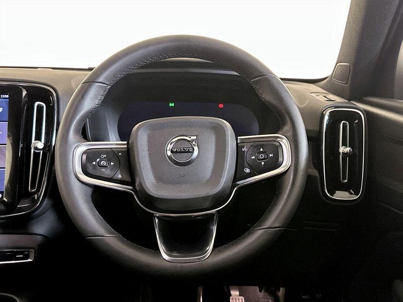 Used Volvo XC40 2022 for sale - 76539448: Photo 16