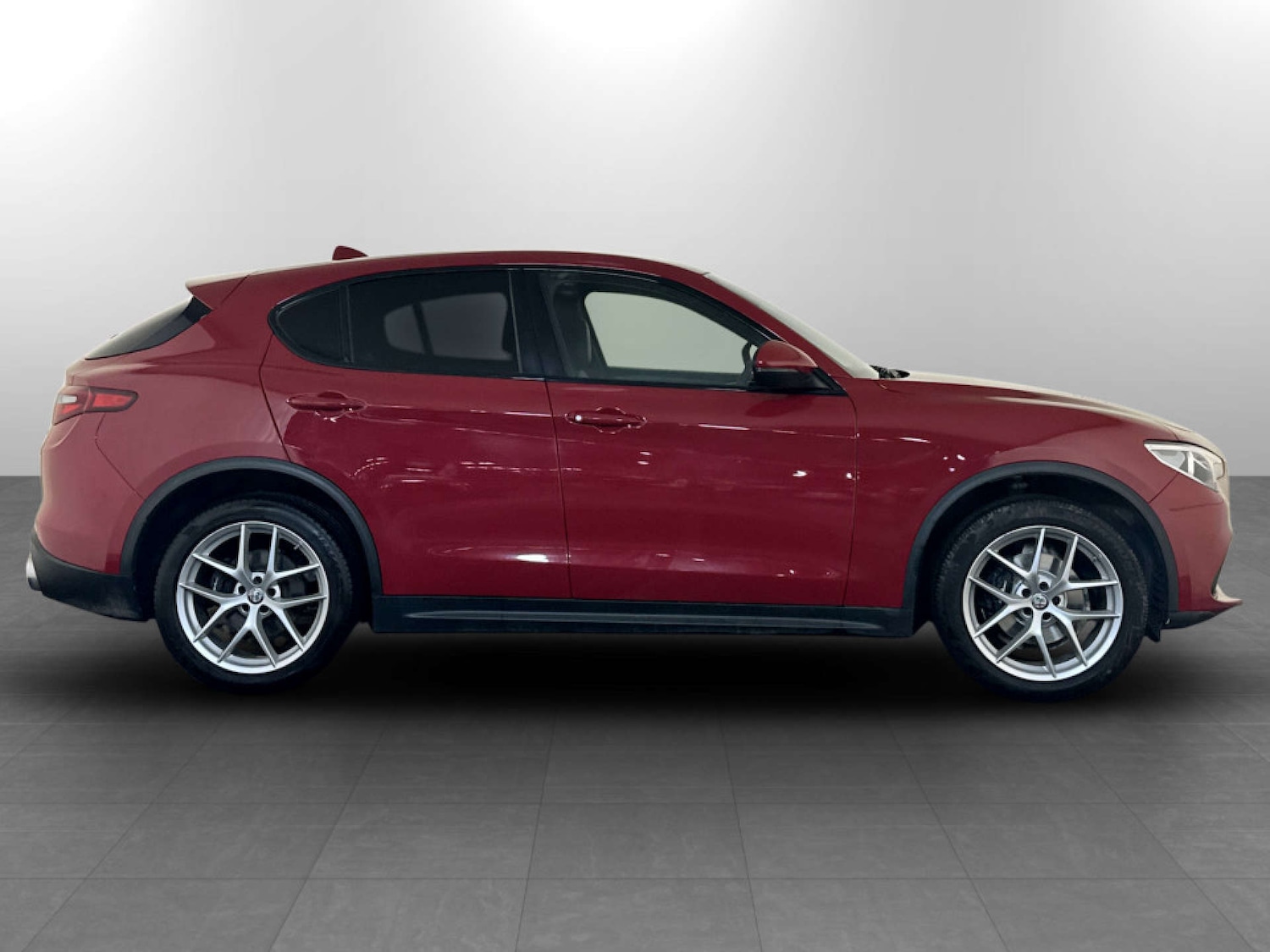 Used Alfa Romeo Stelvio 2019 for sale - 77185992: Photo 11