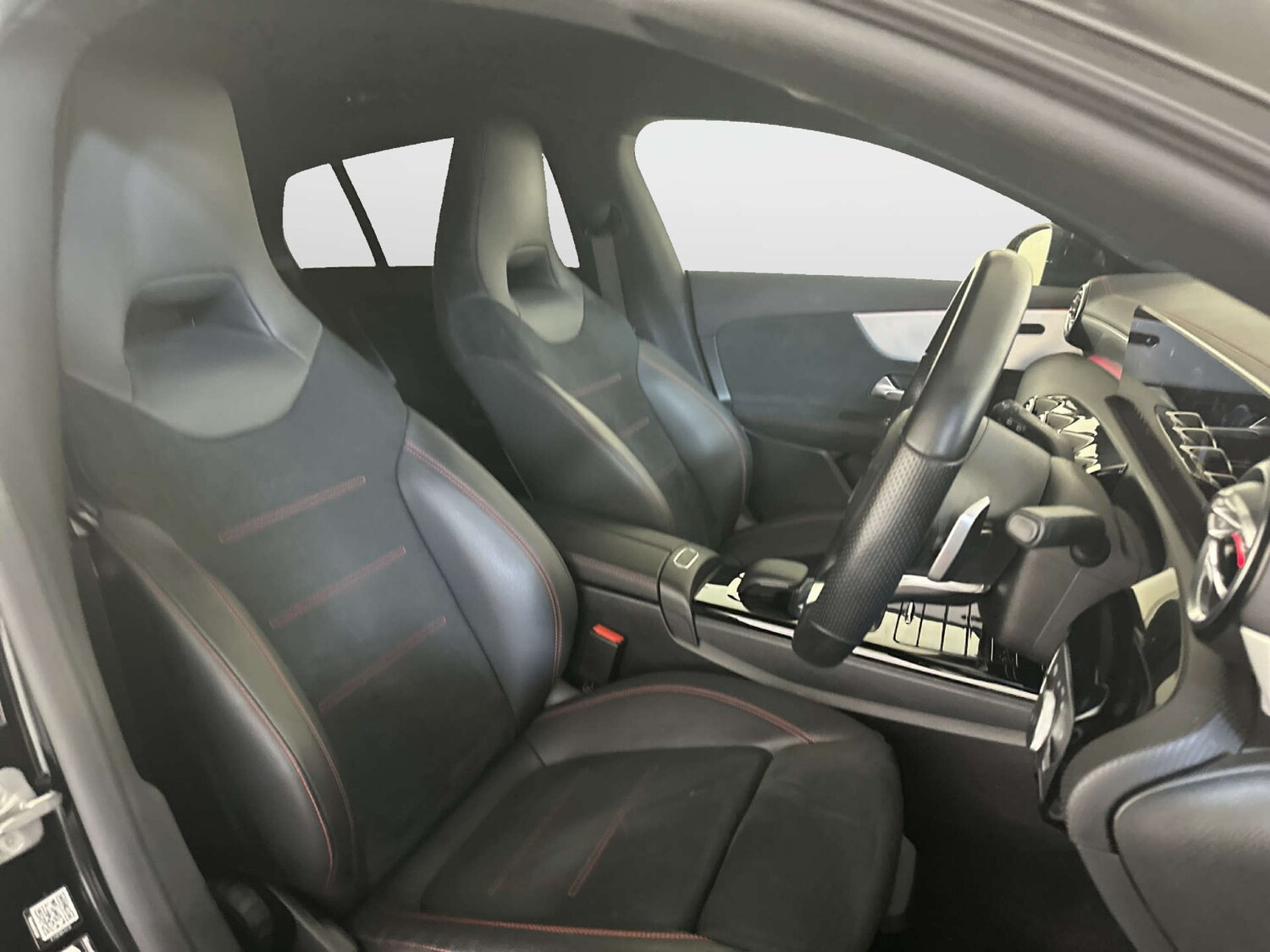 Used Mercedes-Benz CLA 2023 for sale - 77900961: Photo 13