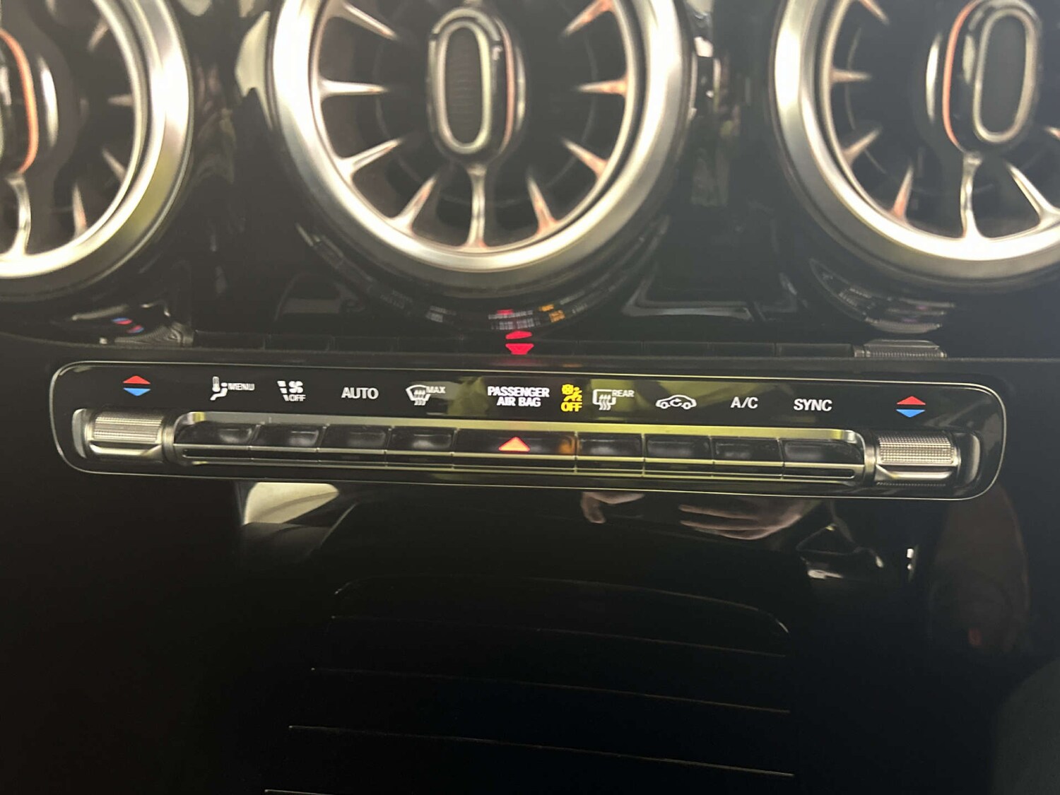 Used Mercedes-Benz CLA 2023 for sale - 77900961: Photo 26