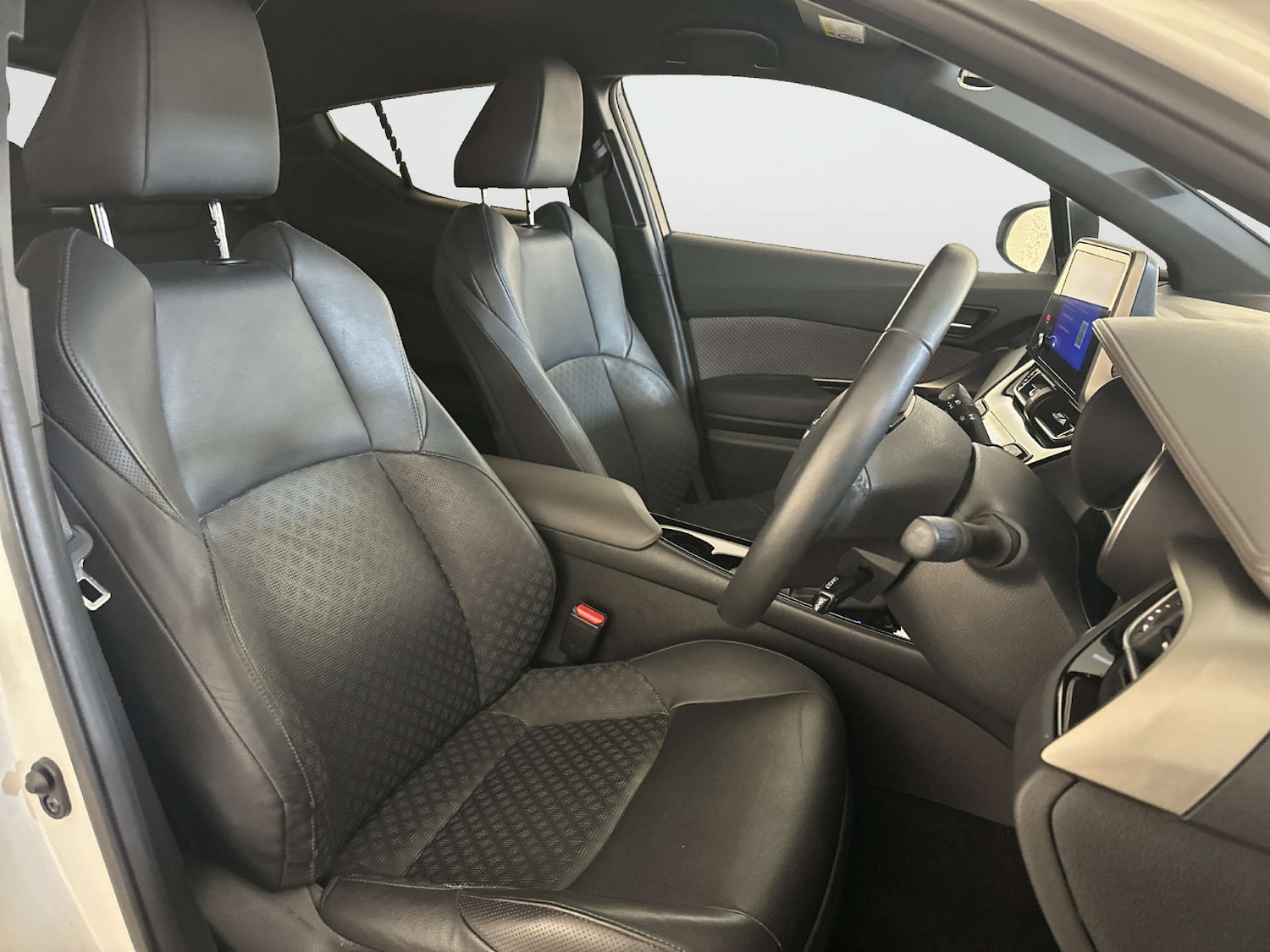 Used Toyota C-HR 2023 for sale - 78162745: Photo 13