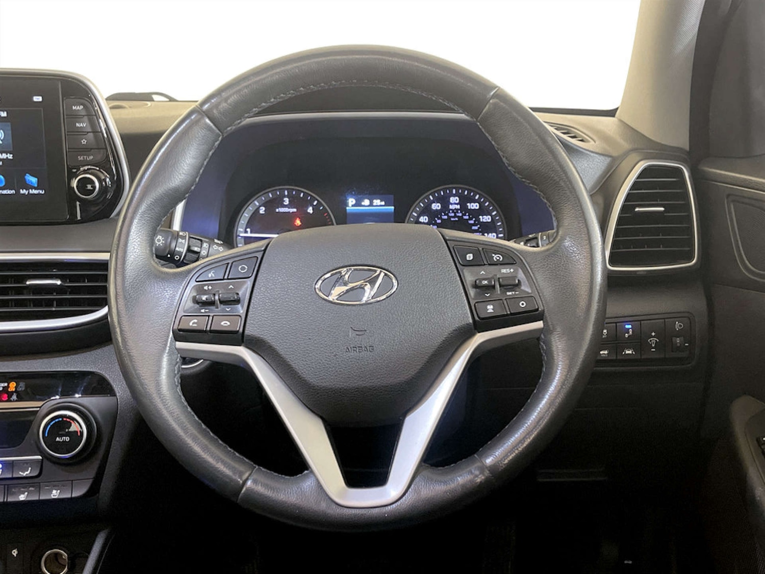 Used Hyundai TUCSON 2019 for sale - 77655624: Photo 16