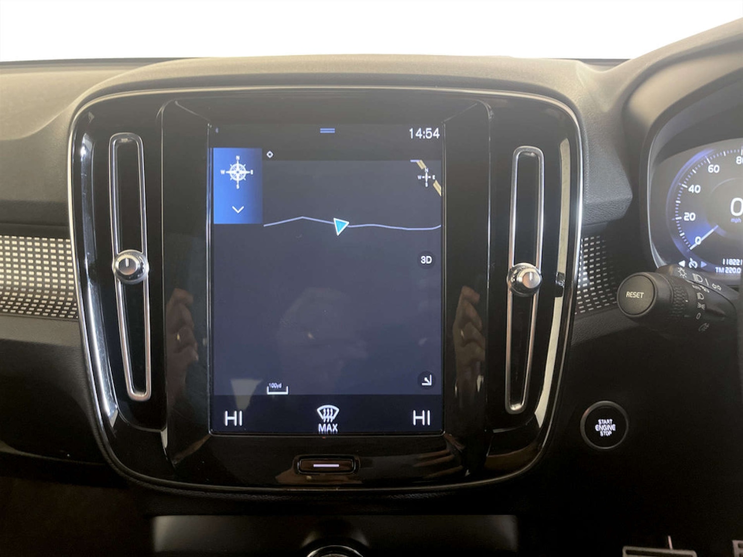 Used Volvo XC40 2020 for sale - 77437521: Photo 18