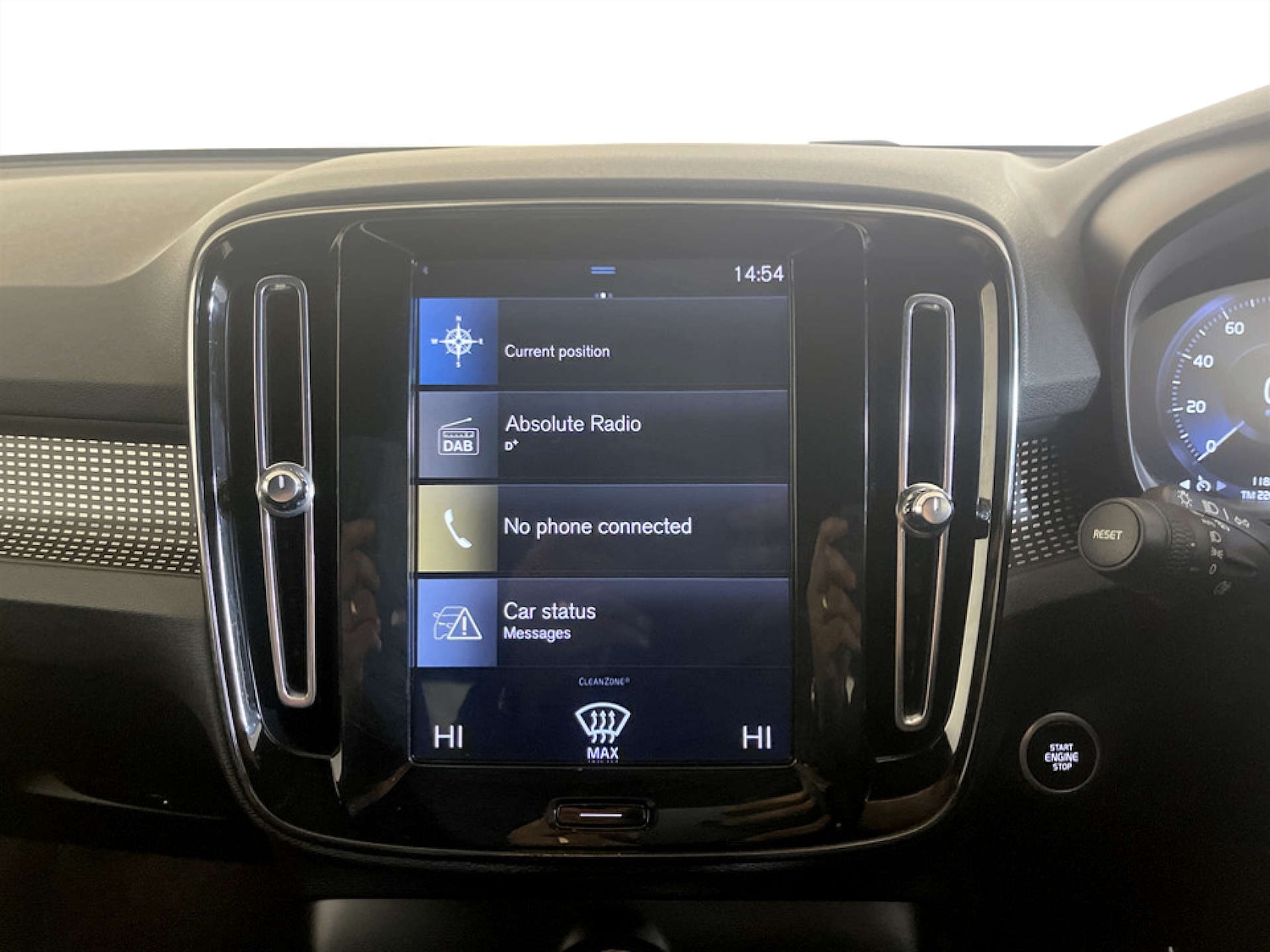 Used Volvo XC40 2020 for sale - 77437521: Photo 22