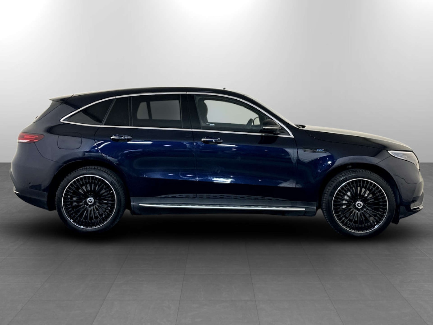 Used Mercedes-Benz EQC 2022 for sale - 77186120: Photo 11