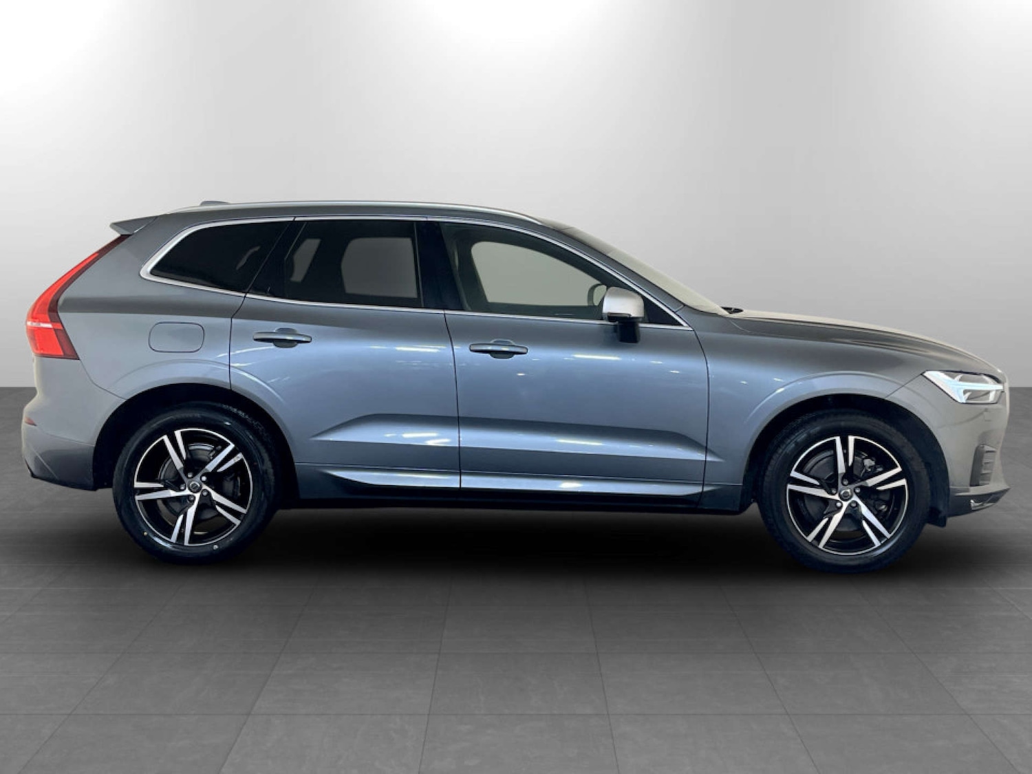 Used Volvo XC60 2018 for sale - 77221007: Photo 11