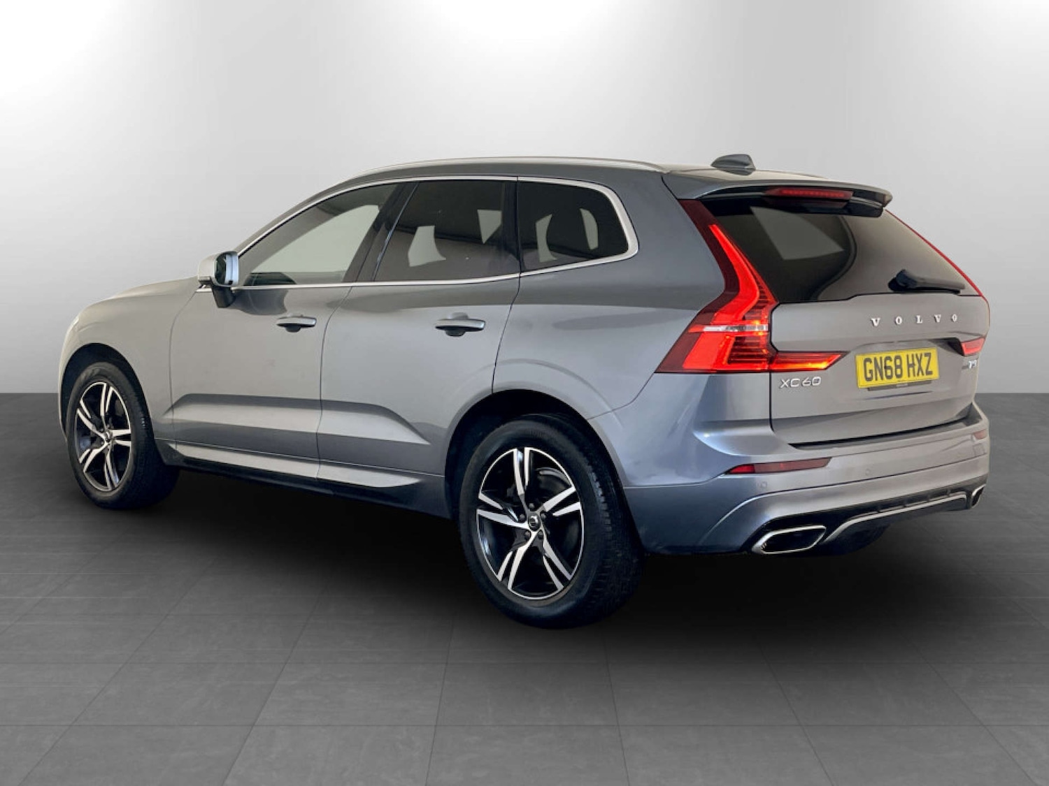 Used Volvo XC60 2018 for sale - 77221007: Photo 8