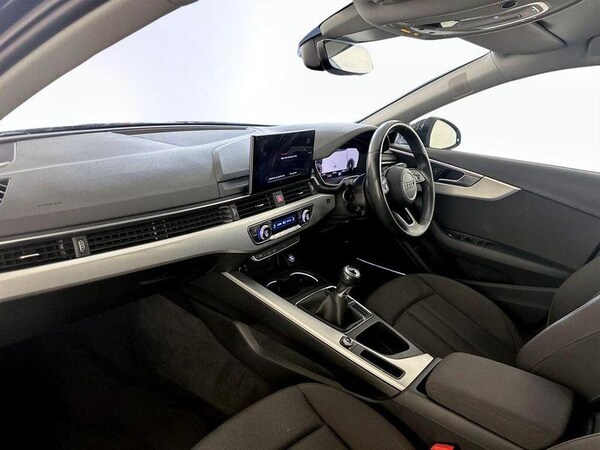 Used Audi A4 Avant 2021 for sale - 75752174: Photo 12