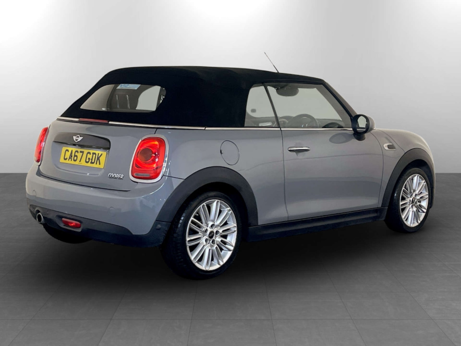 Used MINI Convertible 2017 for sale - 77437720: Photo 10