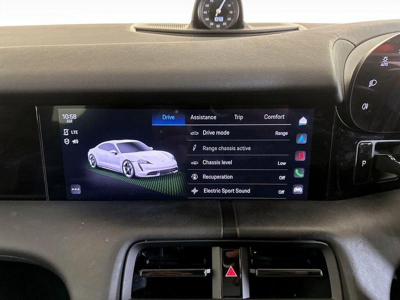 Used Porsche Taycan 2021 for sale - 76641032: Photo 25