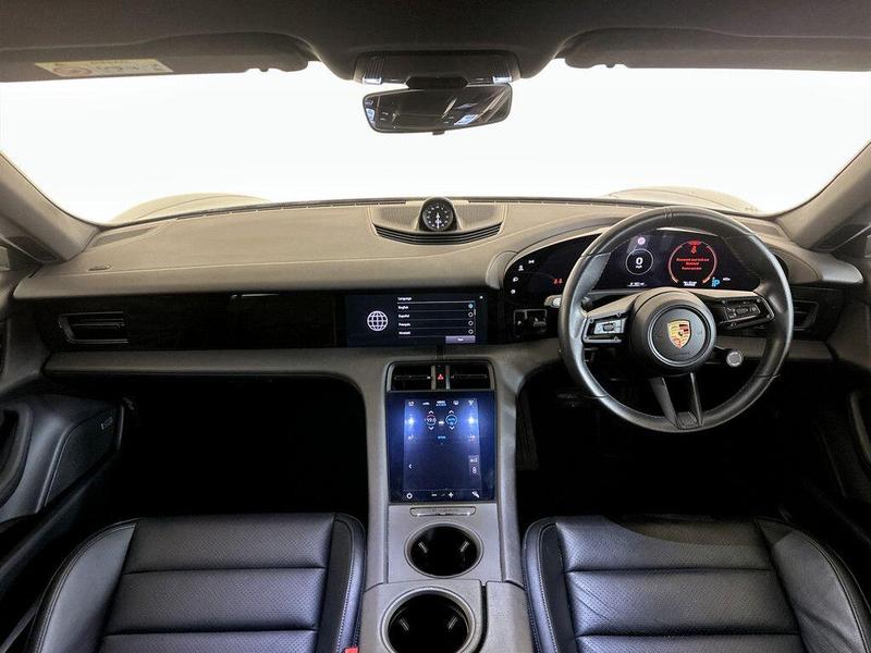 Used Porsche Taycan 2021 for sale - 76641032: Photo 3