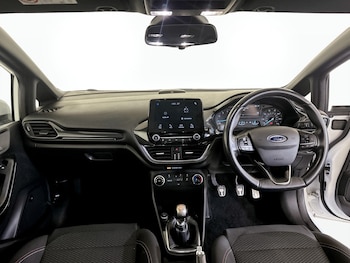 Used Ford Fiesta 2018 for sale - 75398076: Photo