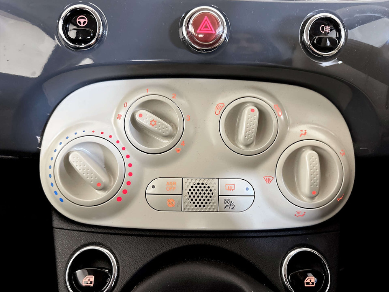 Used Fiat 500 2018 for sale - 77452504: Photo 23