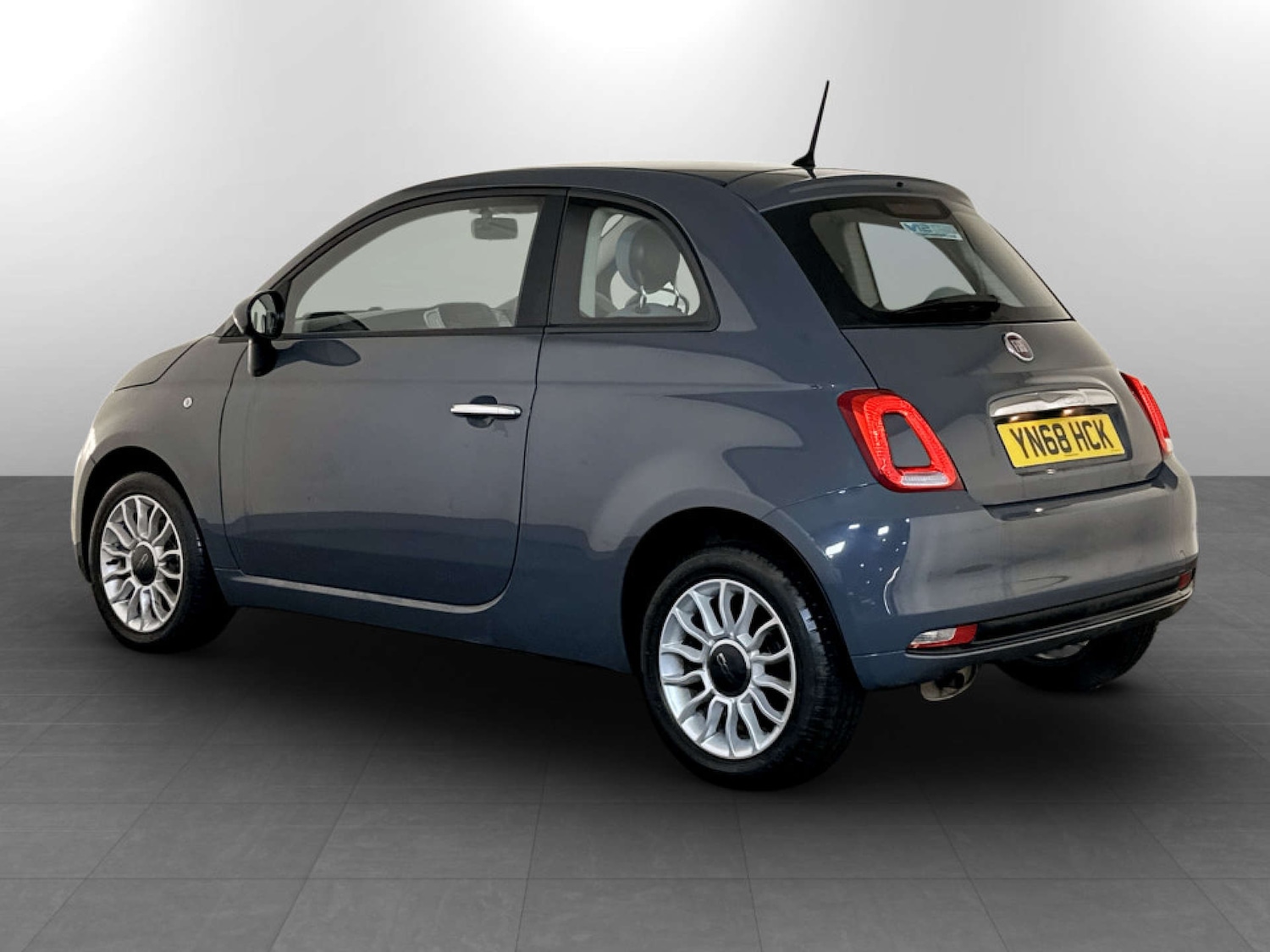 Used Fiat 500 2018 for sale - 77452504: Photo 8