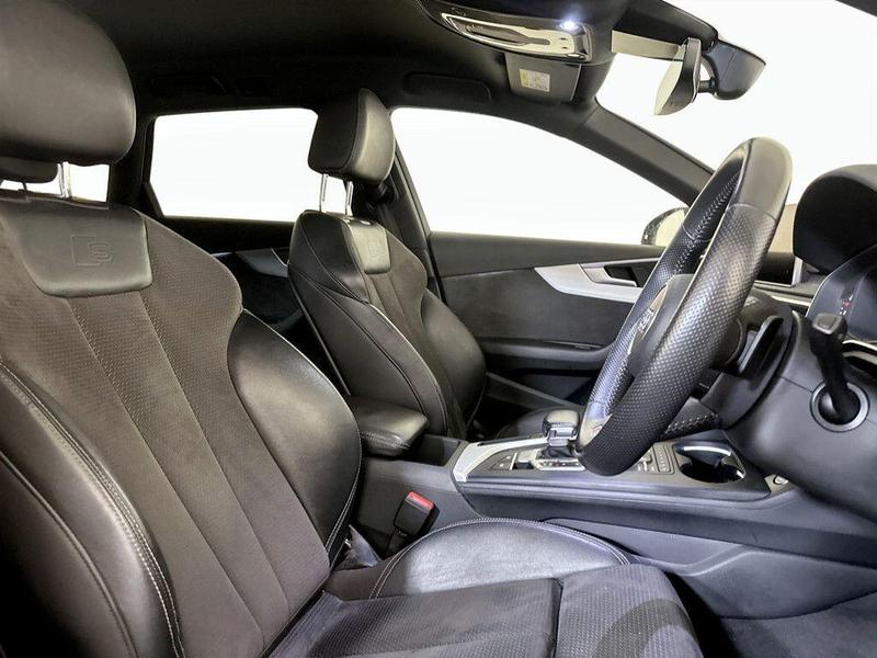 Used Audi A4 Avant 2019 for sale - 76117536: Photo 13