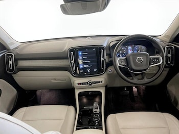 Used Volvo XC40 2019 for sale - 76352205: Photo