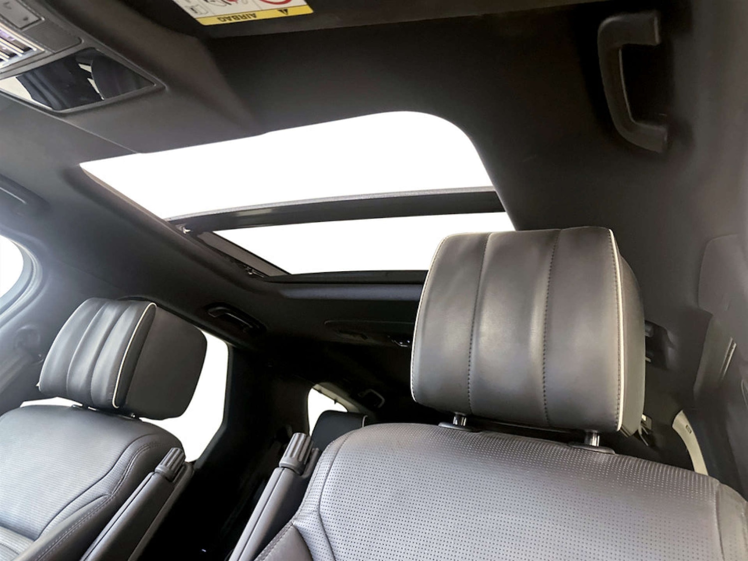 Used Land Rover Discovery 2019 for sale - 77185848: Photo 14