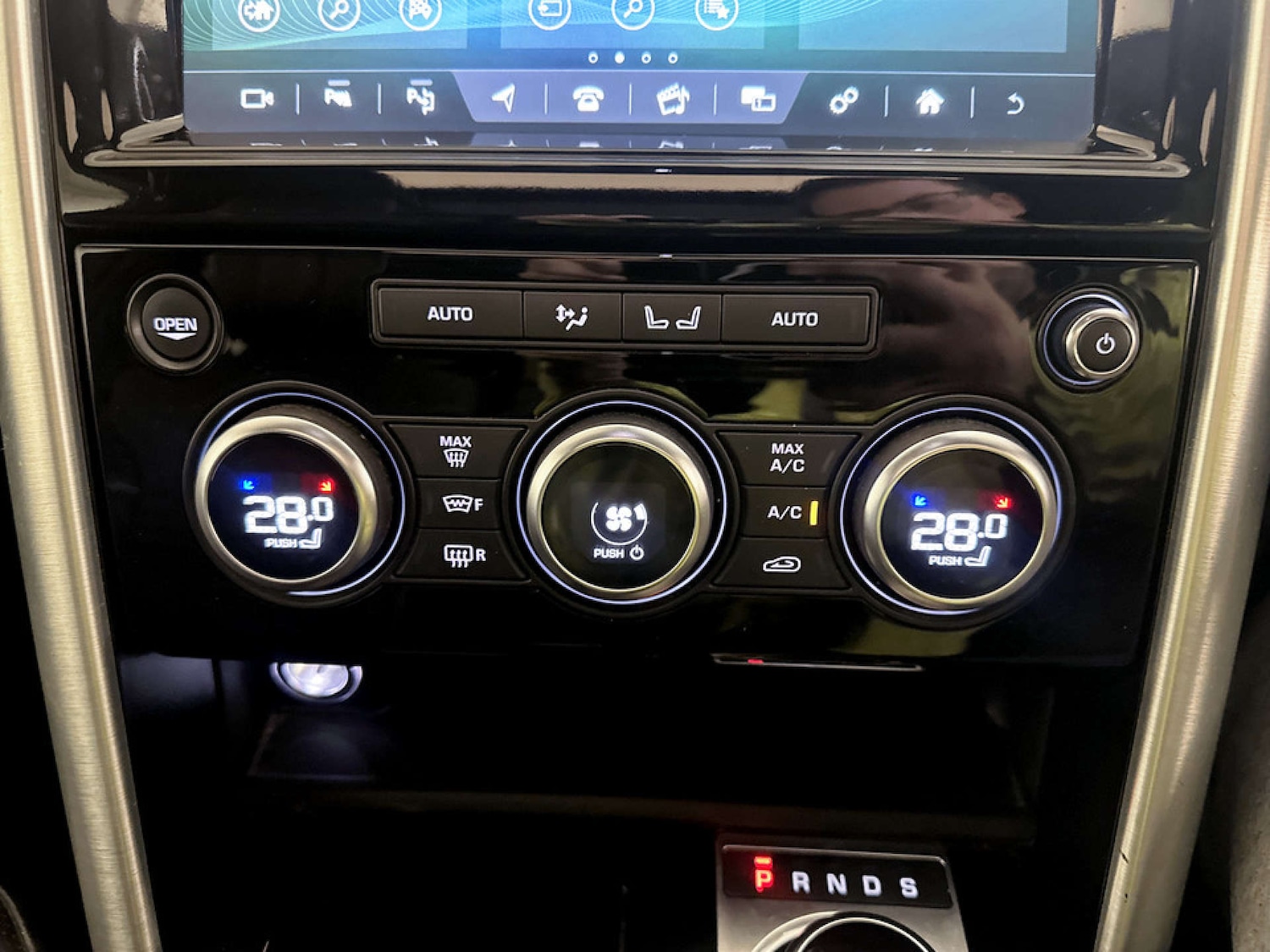 Used Land Rover Discovery 2019 for sale - 77185848: Photo 29