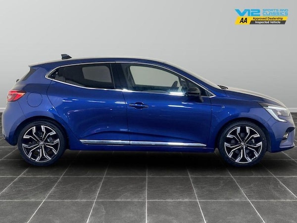 Used Renault Clio 2022 for sale - 76332619: Photo 11