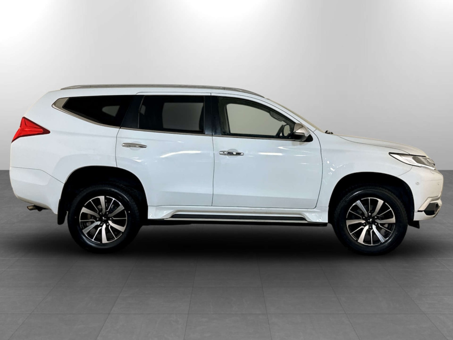 Used Mitsubishi Shogun Sport 2018 for sale - 77437703: Photo 11