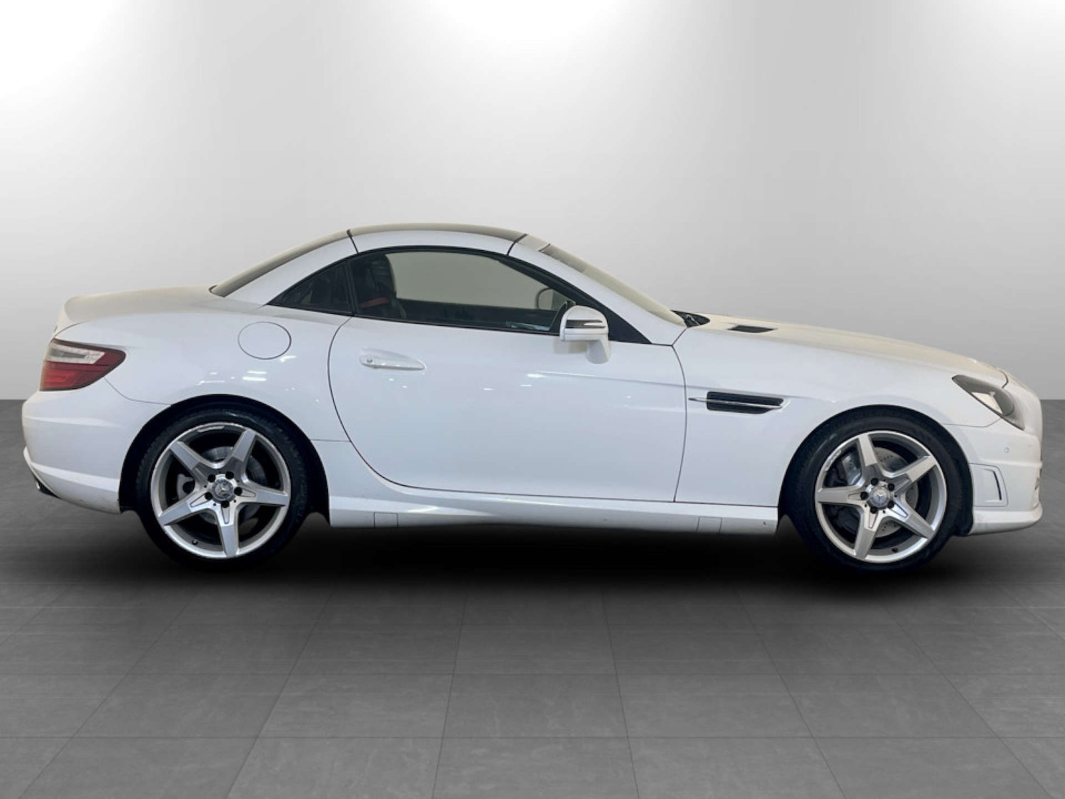 Used Mercedes-Benz SLK 2015 for sale - 77185847: Photo 11