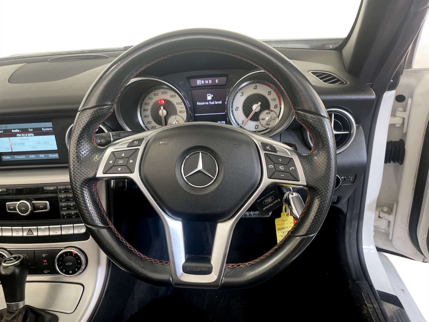 Used Mercedes-Benz SLK 2015 for sale - 77185847: Photo 16